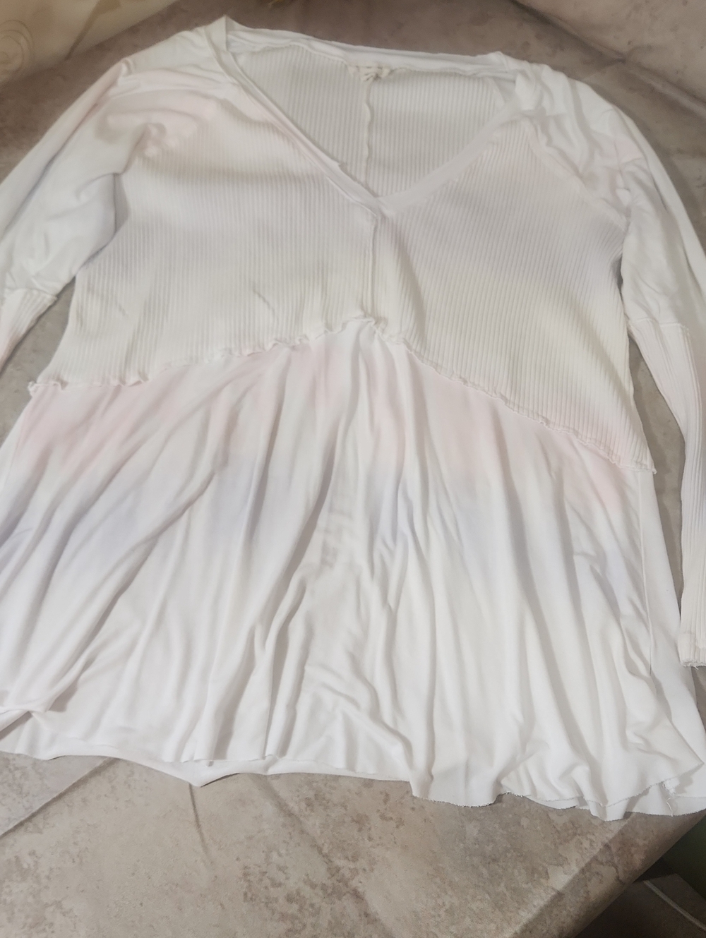 POL White V-Neck Ribbed Bodice Tunic Has Faint Pink And Blue Ombre